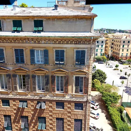 Serra B Bed & Breakfast Genua