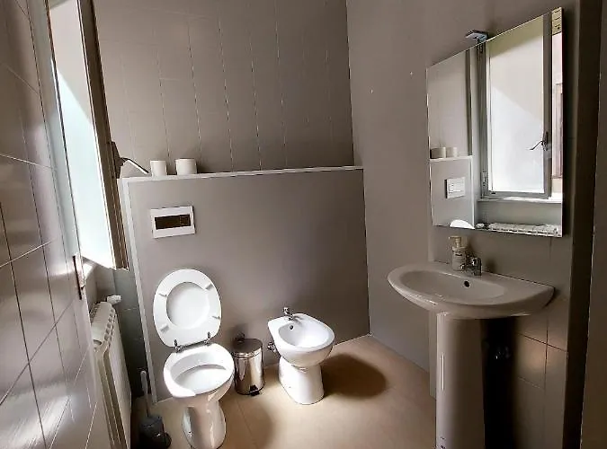 فندق مبيت وإفطار Serra B جنوة