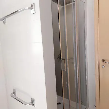 فندق مبيت وإفطار Serra B جنوة